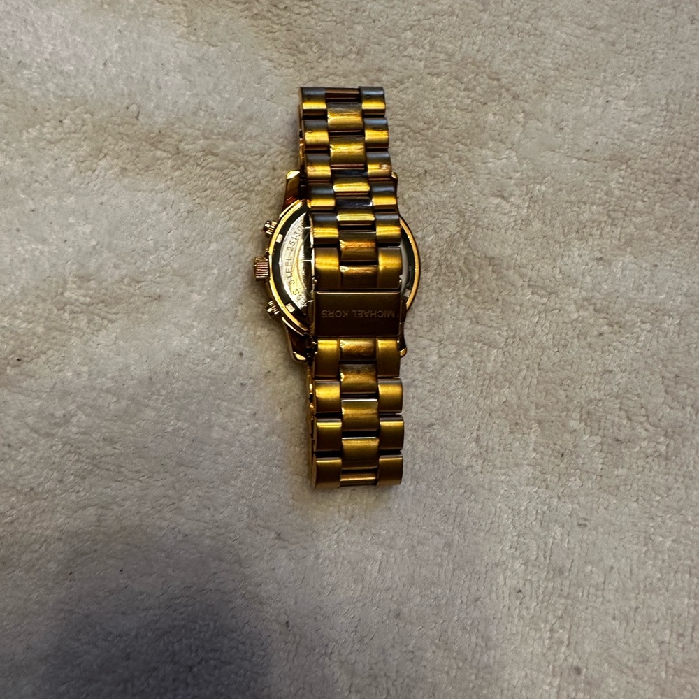 Rose gold Chronograph womens Watch - Picture 3 of 4